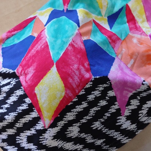 Bar III Feathered Daze Crossover High Neck Halter Bikini Swim Top Multi Large - Picture 8 of 8